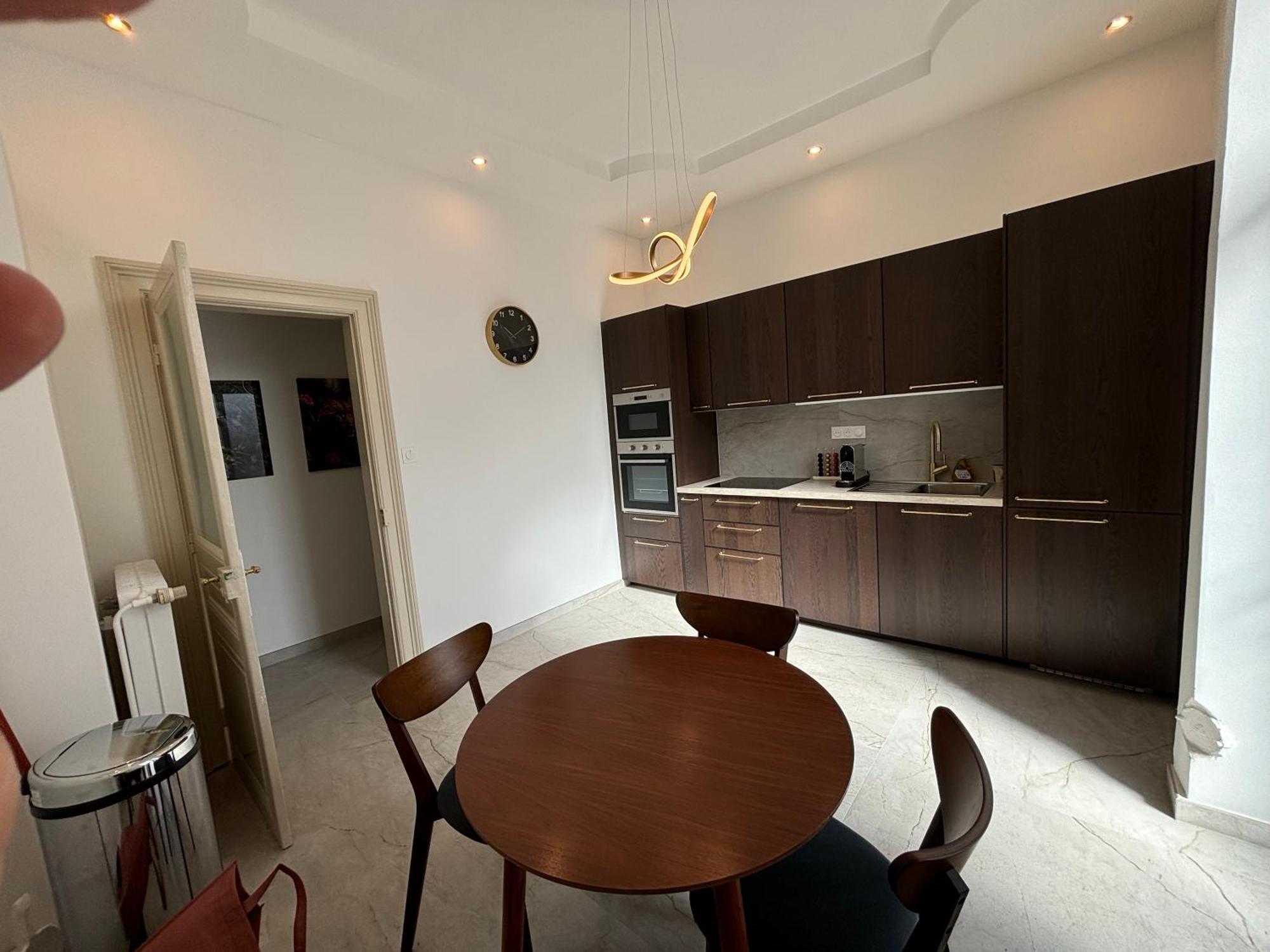 Apartment Le Lynx Haussmanien Confort, Climatise Avec Parking Prive, A Deux Pas Du Centre *